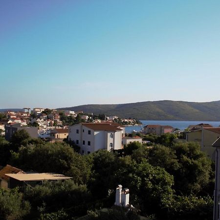 Apartamento Nest For A Rest Seget Vranjica Exterior foto